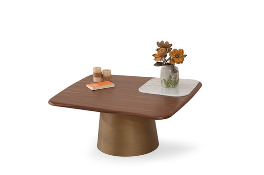 Buenobeyaz Center Table by TabaHome